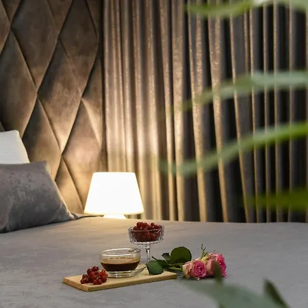 Pensjonat Luxury Lavie 4*